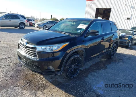 2016 Toyota Highlander Le V6 z USA, uszkodzony, nr VIN 5TDBKRFH5GS263497